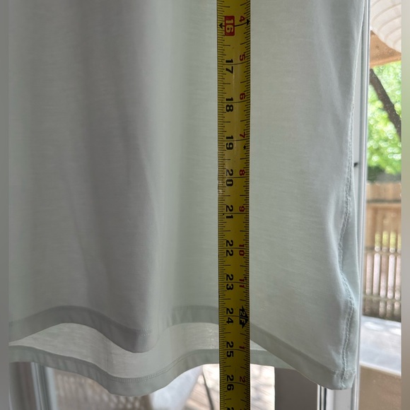 Athleta NWOT Mint Green Medium Short Sleeve Tee Shirt Workout Running Medium - Picture 13 of 16